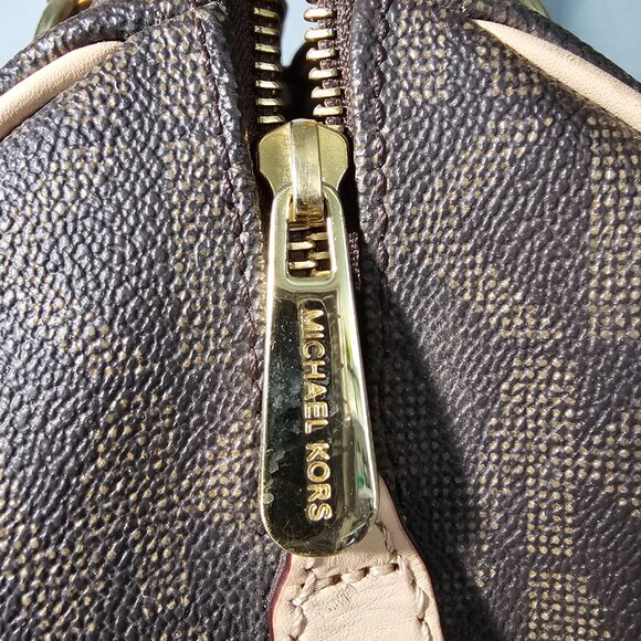 Michael Khors Grayson Monogram Leather Trim Handbag EUC - Picture 8 of 17